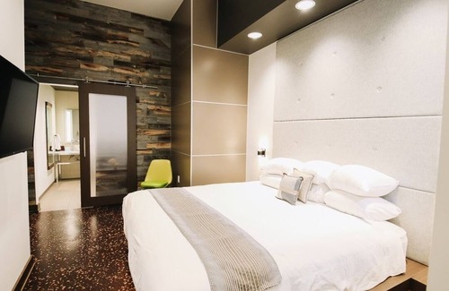 Downtown Hotel | CityFlatsHotel - Grand Rapids, an Ascend Collection Hotel