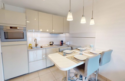Neudorf Ouest Apartment | Cityheart Constellation avec parking