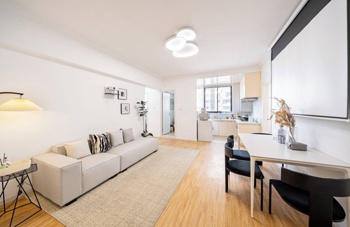 Downtown Shanghai Apartment | CityHome-4BRs 2Baths People's Square