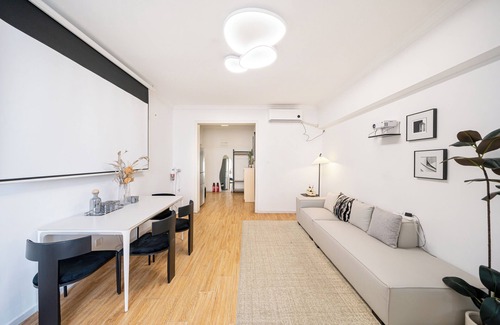 Downtown Shanghai Apartment | CityHome-4BRs 2Baths People's Square