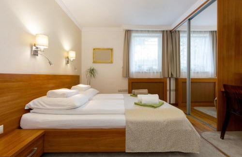 Herminamezo Apartment | CityPark Villa Flat