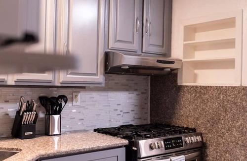 San Bruno House | Cityscape Haven - Central SF Home near SFO