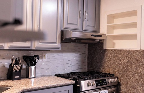 San Bruno House | Cityscape Haven - Central SF Home near SFO
