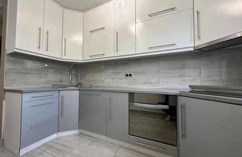 Alipasin Most Apartment | Cityscape Penthouse - A beautiful modern penthouse