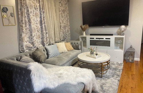 Union City Apartment | Cityscape Stay near Manhattan