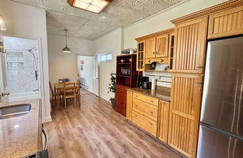 Weehawken House | Cityside Haven - Spacious 2BR APT - 12 mins to NYC