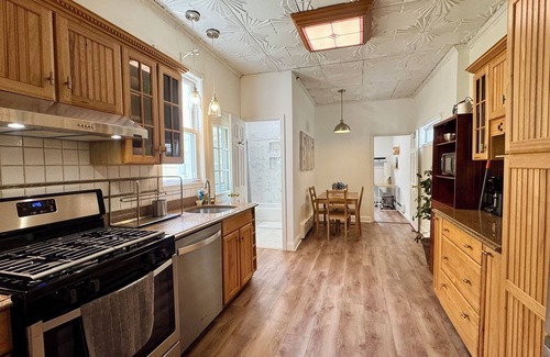 Weehawken House | Cityside Haven - Spacious 2BR APT - 12 mins to NYC