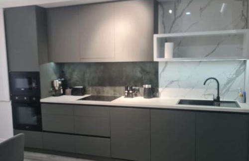 Riscani Apartment | CityView Apartment