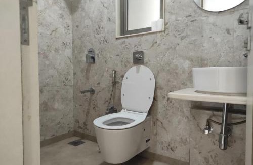 Worli House | CityView Room in Worli High-Rise