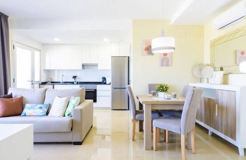 Cabanes Apartment | Ciudad Jardin by Interhome