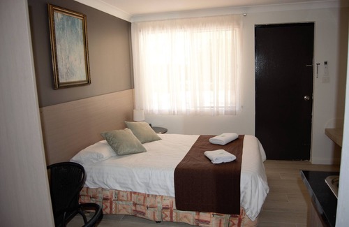 Cowra Hotel | Civic Motor Inn