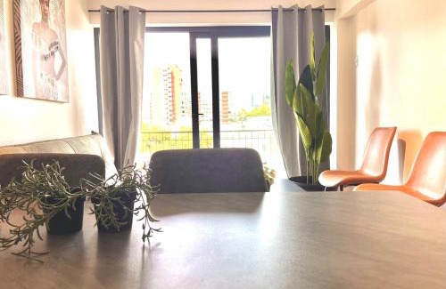 Providencia Apartment | Clásico depto remodelado con vista a Costanera Center