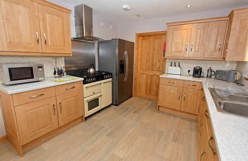 Isle of North Uist Cottage | CLACHAN SANDS COTTAGE, pet friendly in Lochmaddy, North Uist