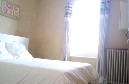 Montrond-les-Bains Apartment | Clair Logis