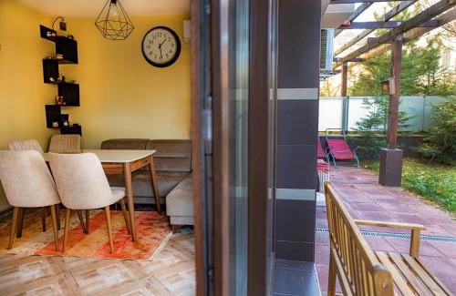 Vitosha District Apartment | Claire Apartment with Garden
