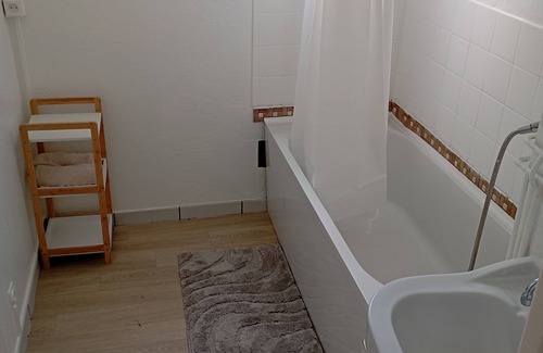 Bourges Apartment | Claire joie
