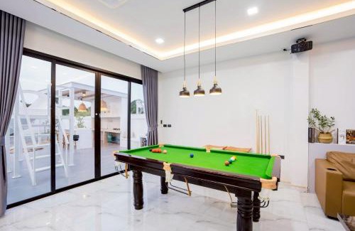 Huai Yai Villa | Claire Poolvilla
