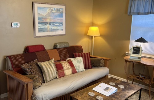 Dothan Apartment | Claire’s Cottage is located on 7 secluded acres with a coded privacy gate.