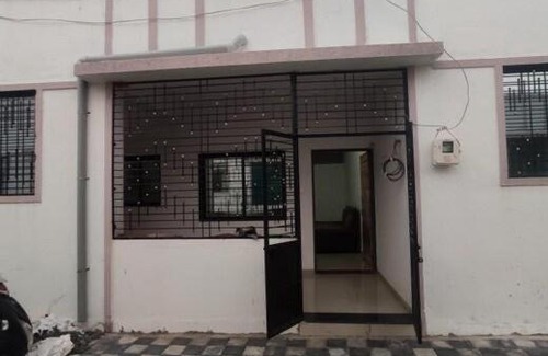 Rajpipla Apartment | Clamber Homestay