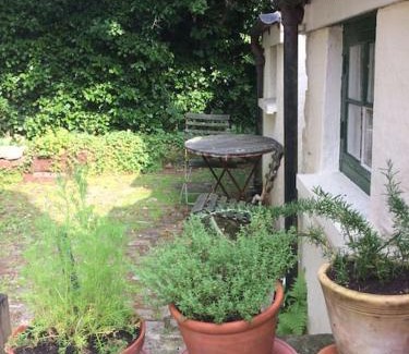 Georgeham House | Clare Cottage in heart of Devon village near beach