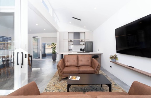 Clare Apartment | Clare Hillside Apartments