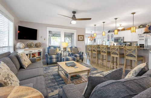 White's Gulfview House | Clareon by the Coast - Seacrest Home with Private Pool, Close to Beach, 3 Bikes