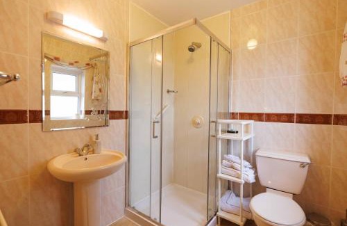 Tuamgraney Bed & Breakfast | Clareville House B&B