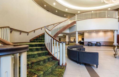 Sherwood Park Hotel | Clarion Hotel & Conference Centre