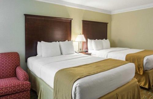 Gonzales Hotel | Clarion Inn Conference Center