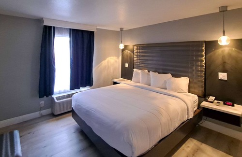 El Cajon Hotel | Clarion Pointe El Cajon San Diego East