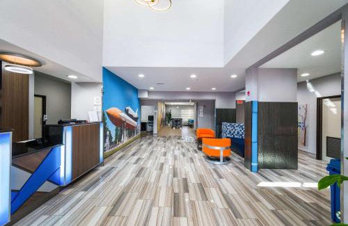 Madison Hotel | Clarion Pointe Madison-Huntsville
