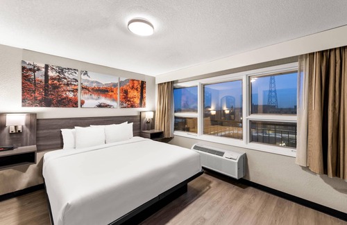 Rhinelander Hotel | Clarion Pointe Rhinelander Downtown