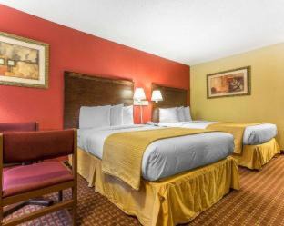 Statesville Hotel | Clarion Pointe Statesville