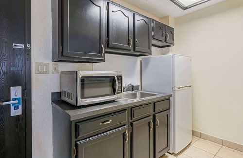 Jasper Hotel | Clarion Pointe