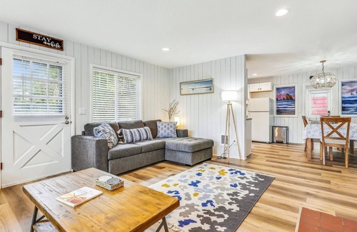 Downtown Cannon Beach Cabin | Clark Cabin - Beachcomber Vacation Homes