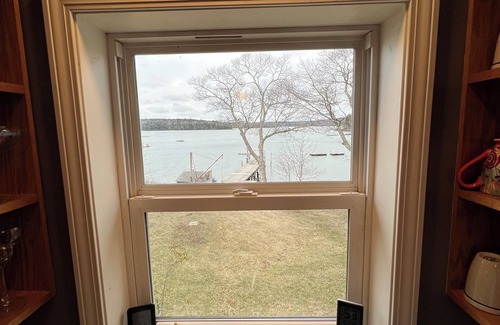 South Bristol House | Clark’s Cove Retreat on Damariscotta River