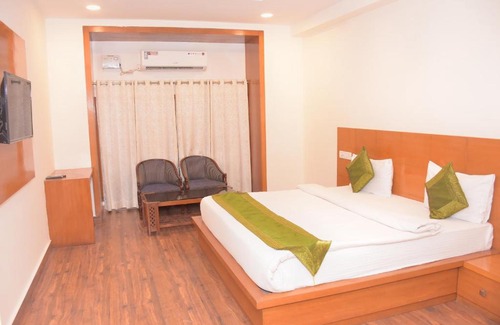 Baddi Hotel | Clarks Inn Express Baddi