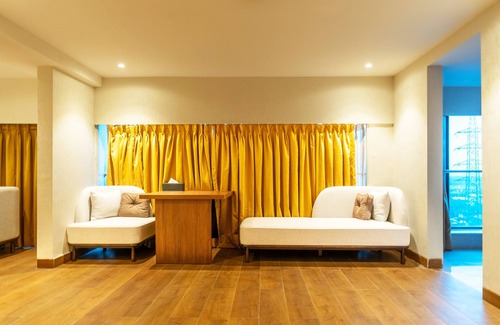 Hyderabad Hotel | Clarks Inn Suites Hyderabad Airport