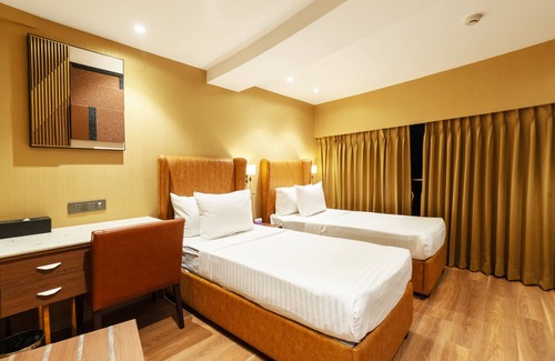 Hyderabad Hotel | Clarks Inn Suites Hyderabad Airport