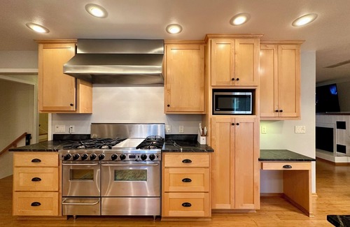 Clarkston House | Clarkston House with pool! Relax and enjoy with family and friends