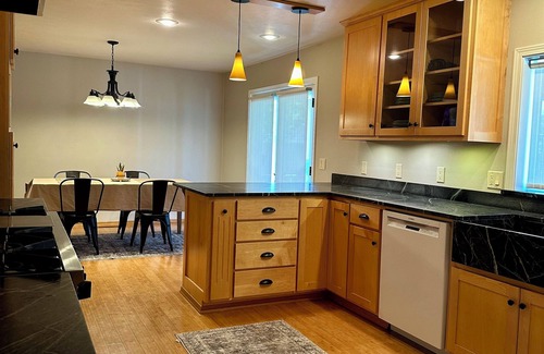 Clarkston House | Clarkston House with pool! Relax and enjoy with family and friends