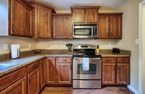 Clarksville House | Clarksville Getaway: Spacious 3-Bedroom Home, Pet-Friendly w/Fenced Yard