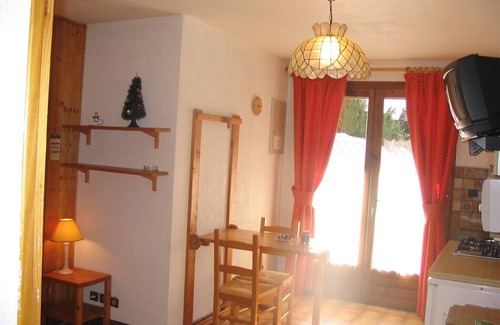 Notre-Dame-de-Bellecombe Apartment | Classified cottage in France * in Savoyard chalet, with view, AT THE FOOT OF THE SLOPES