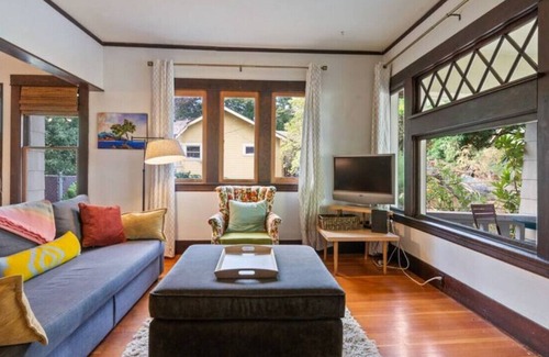 St. Johns House | Classic 1913 St Johns Bungalow