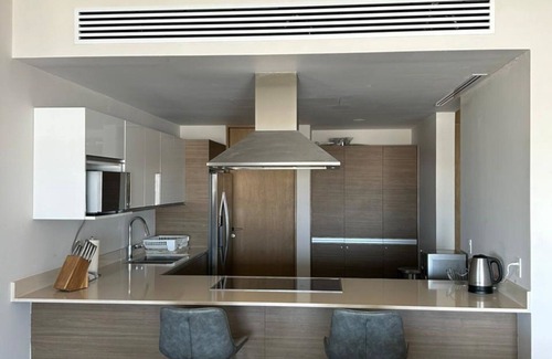 Zona Hotelera Apartment | Classic 2BR Condo pool near beach