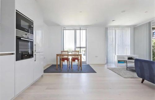 Elephant and Castle Apartment | Classic and Elegant 2 Bedroom Flat