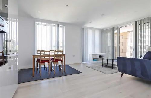 Elephant and Castle Apartment | Classic and Elegant 2 Bedroom Flat