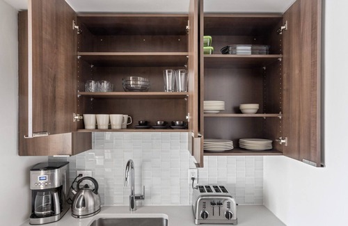 Prudential - St. Botolph Apartment | Classic Back Bay 1BR w/W/D & Gym, near Copley T & Shops, by Blueground