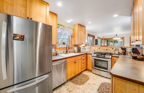 Bigfork Cabin | Classic cabin with gorgeous lake/mountain views, firepit & 2-story deck