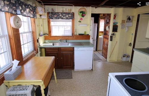 Dennis House | Classic Cape Cod Beach House with Private Beach!